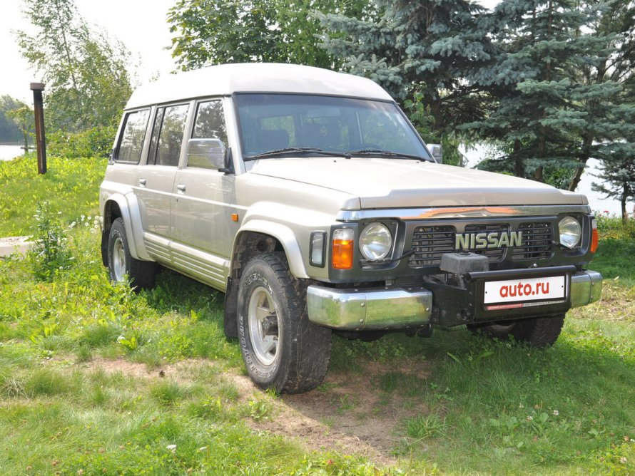 Nissan Patrol y60 1996