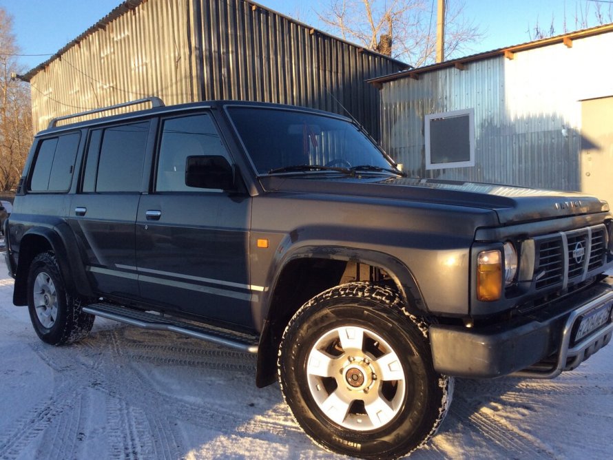Nissan Patrol y60 Expedition