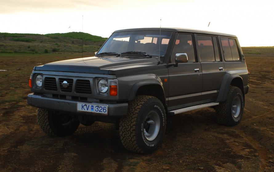 Nissan Patrol y60 1997