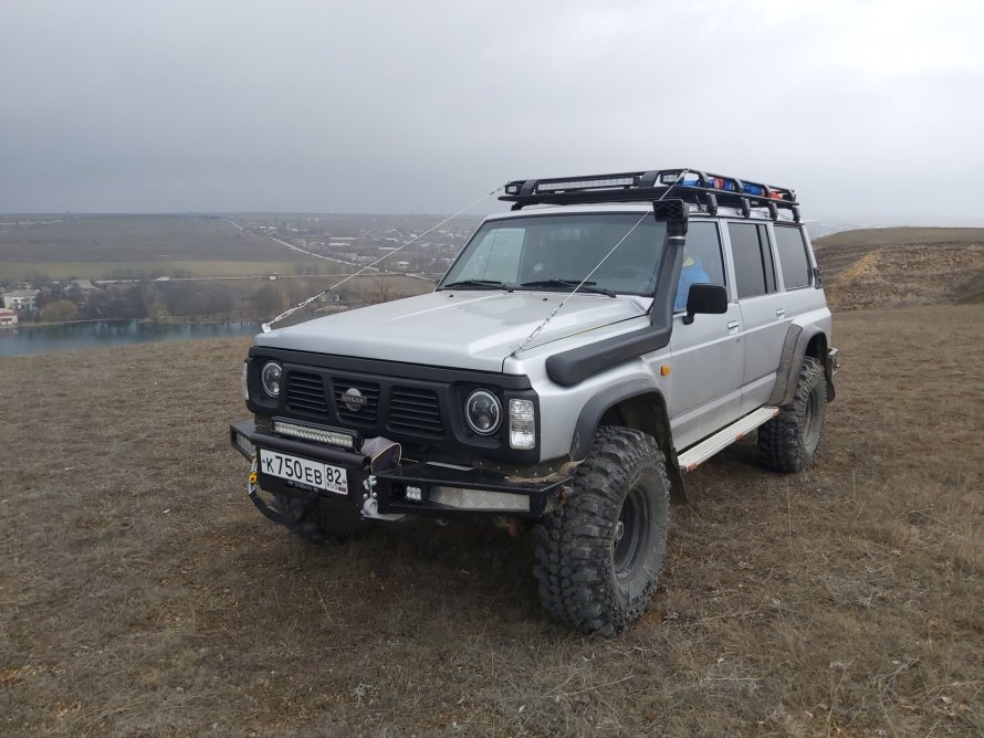 Nissan Patrol IV (y60)