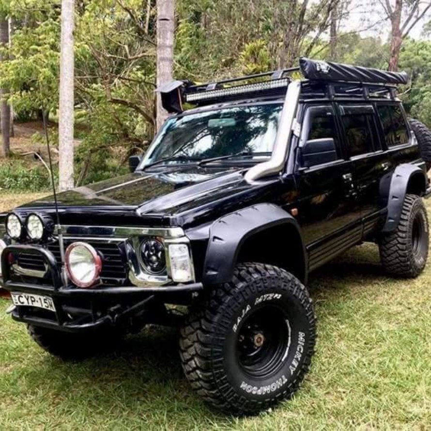 Nissan Patrol gr i (y60)