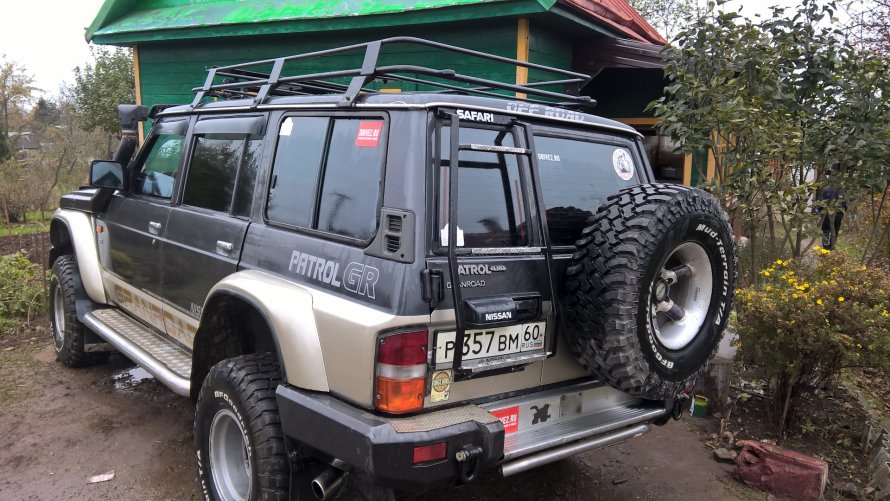 Nissan Patrol y60 Expedition