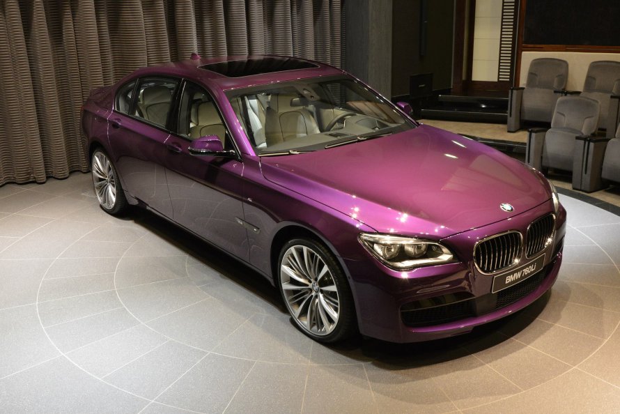BMW x7 сиреневая