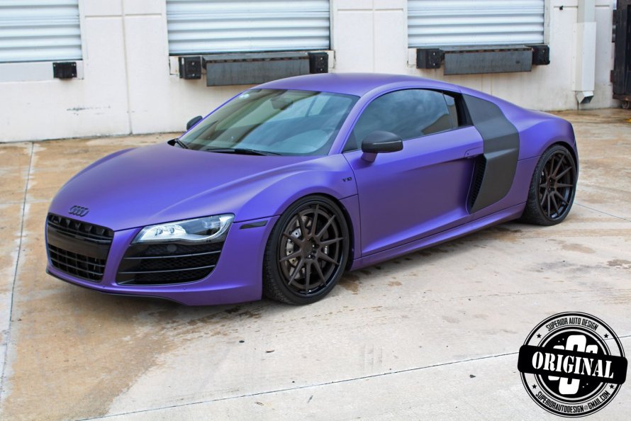 Audi r8 v10 Purple