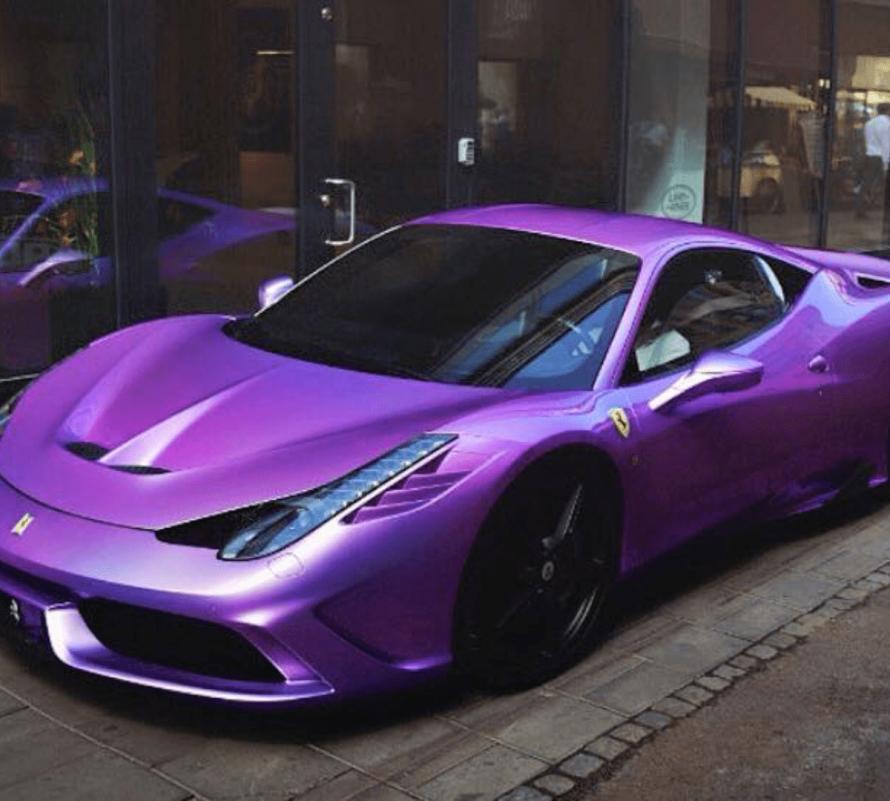 Фиолетовая Ferrari f8