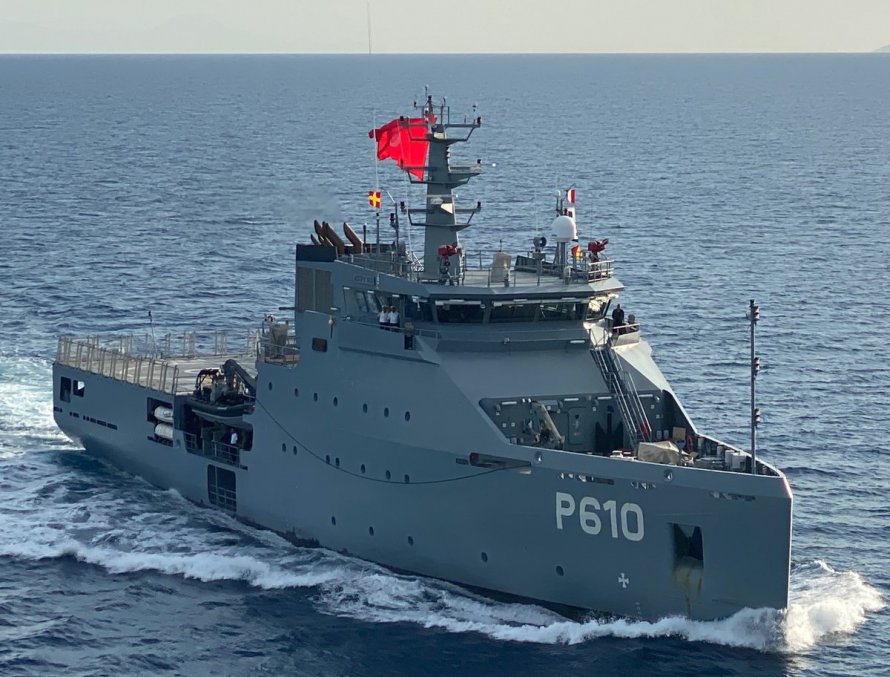 HMS Tamar патрульный корабль