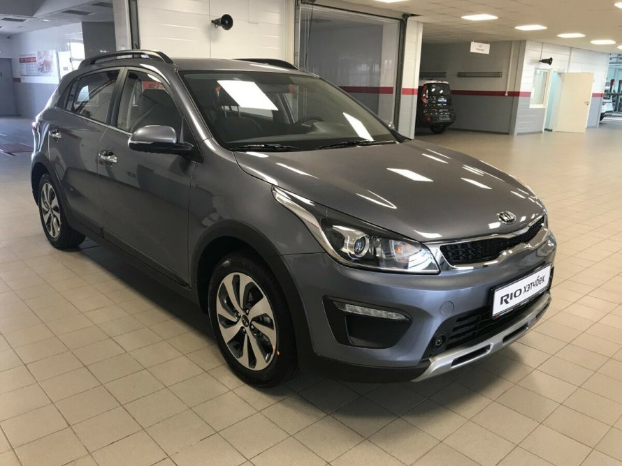 Kia Rio 2013 седан белая