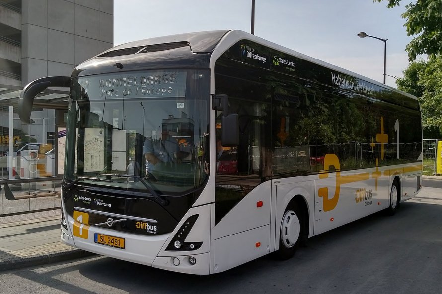 Электробус Volvo 7900