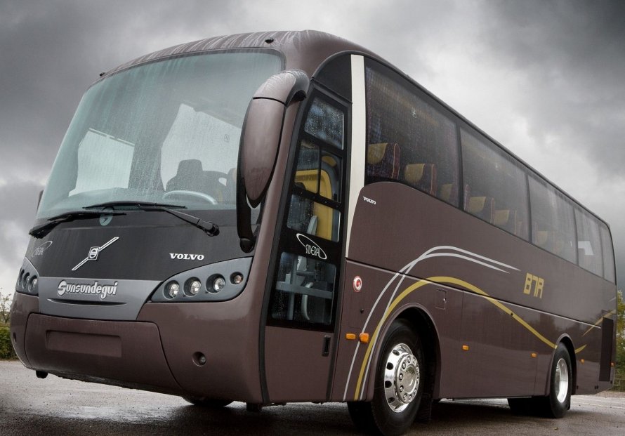 Volvo b10r