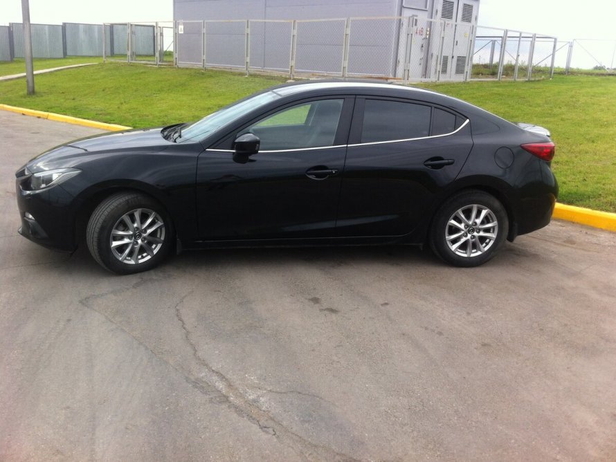 Mazda 3 2008 седан черный