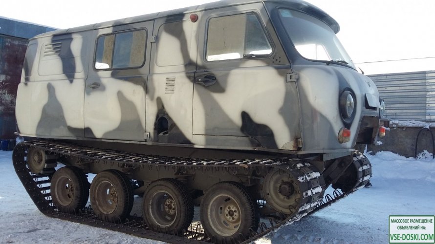 УАЗ 452 на гусеницах