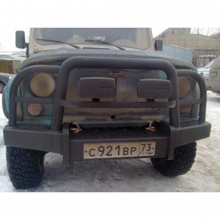Силовой бампер на УАЗ 469