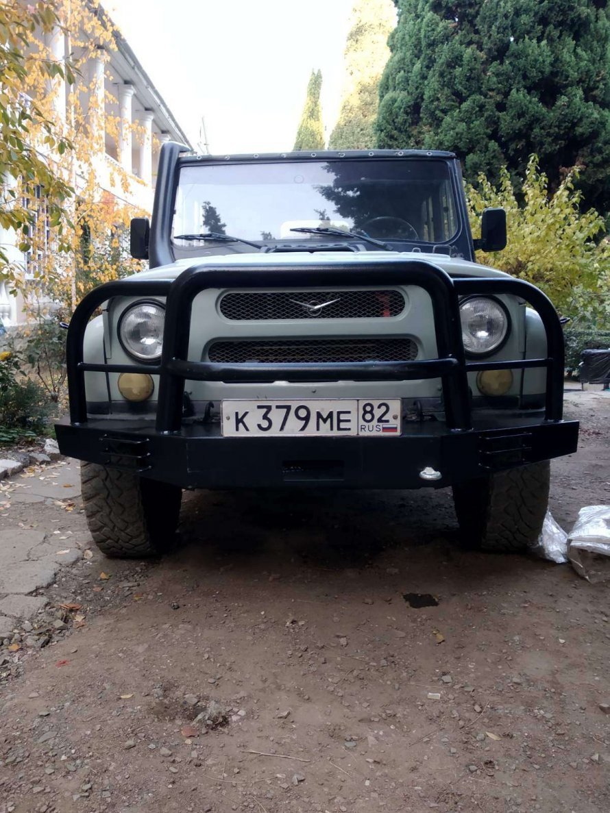Силовой бампер на УАЗ 469