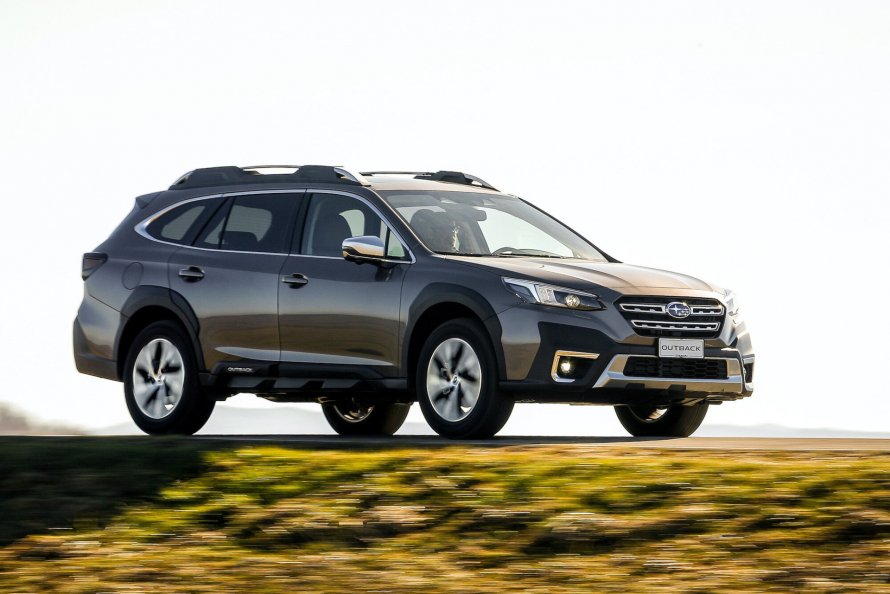 Subaru Outback field 2021