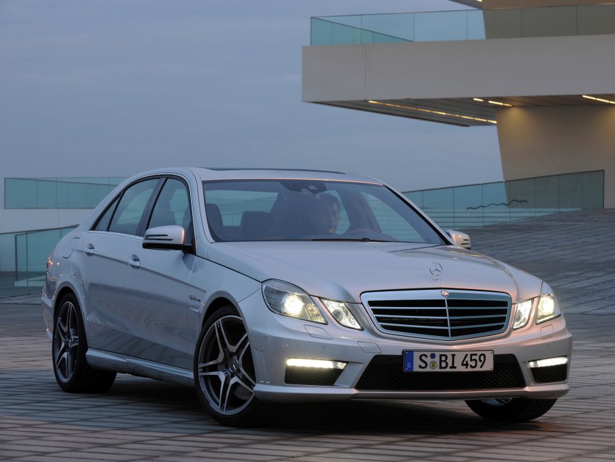 Mercedes-Benz w212 AMG 2010
