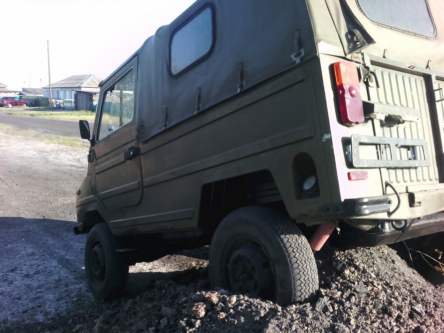 ЛУАЗ В обвесе Гелика