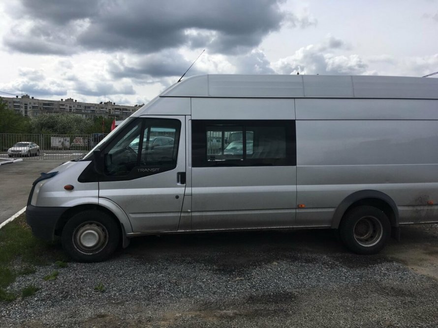 Ford Transit полугрузовой