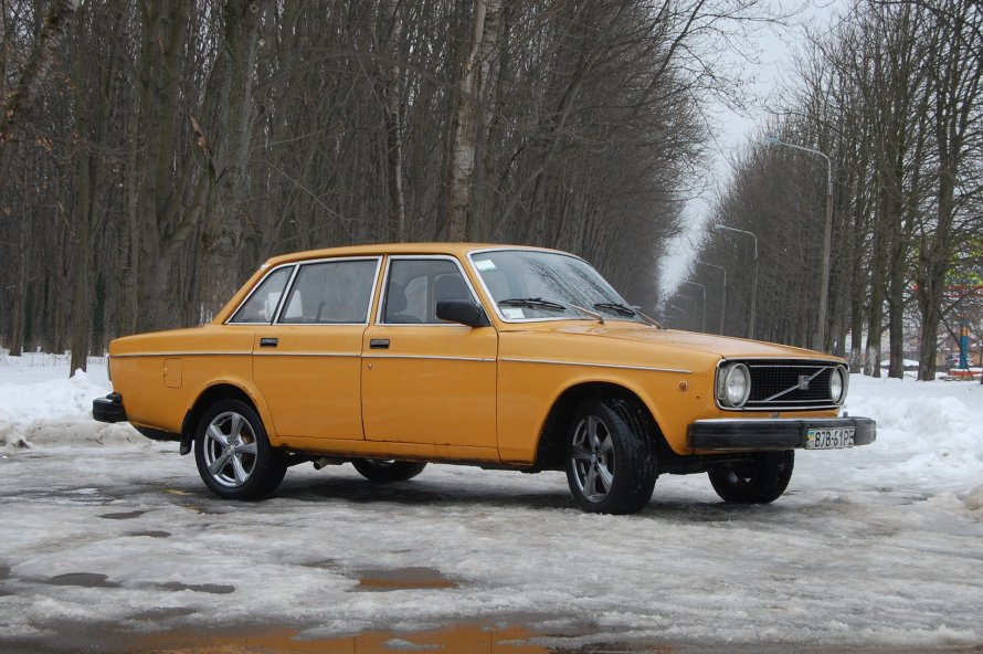 Volvo 144 in Finland