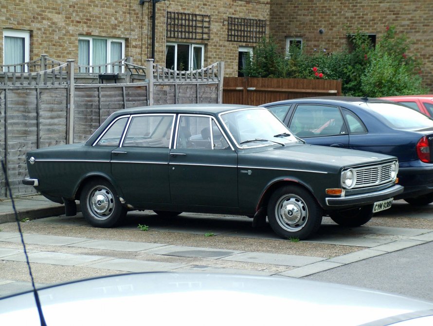 Volvo 144