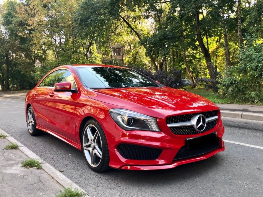 Мерседес CLA 200 красный