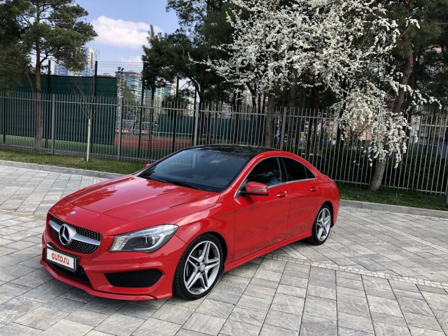 Мерседес CLA 200 красный