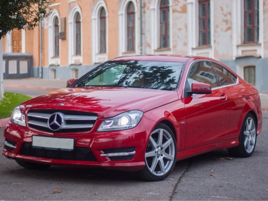 Мерседес w221 красный
