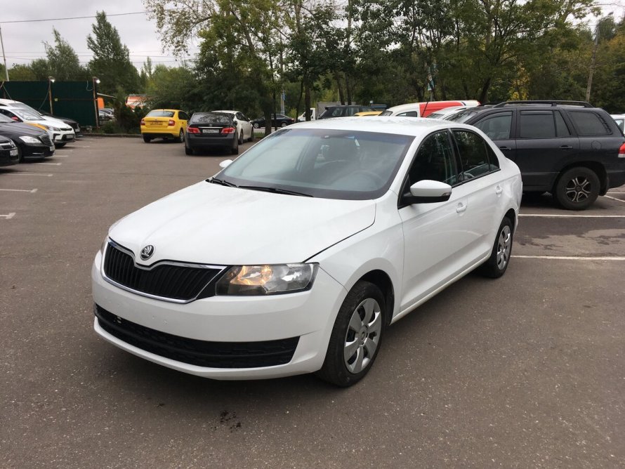 Skoda Rapid 2016 белый