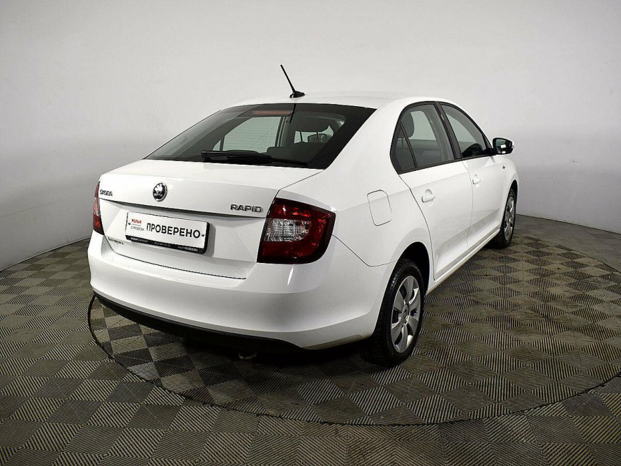 Skoda Rapid 4 лифтбек