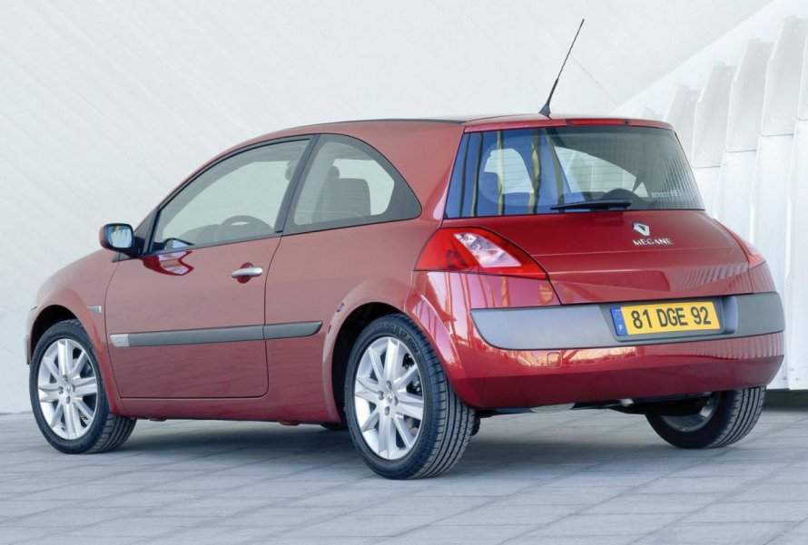 Renault Megane 2 хэтчбек