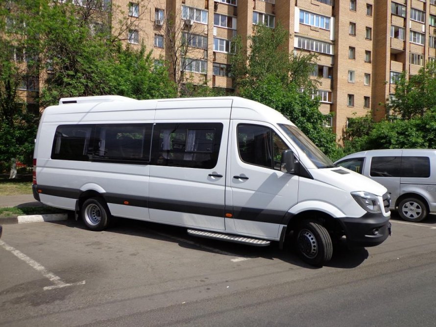 Мерседес Спринтер пассажирский 20 мест