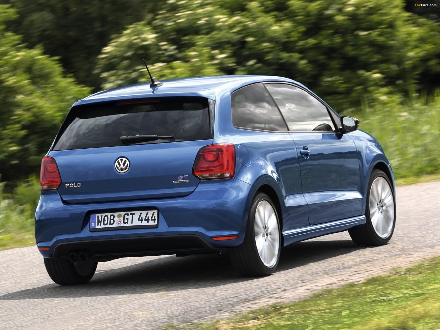 Volkswagen Golf r 2021 белый