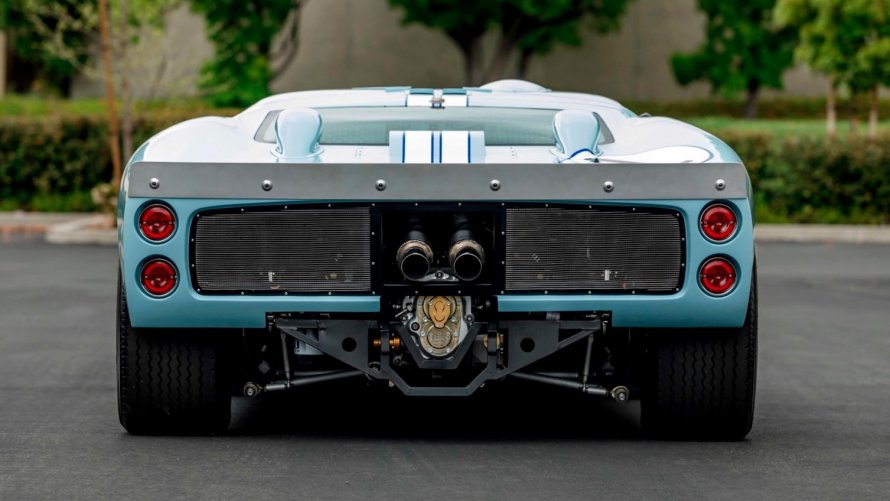 Ferrari gt 40 Ford gt40