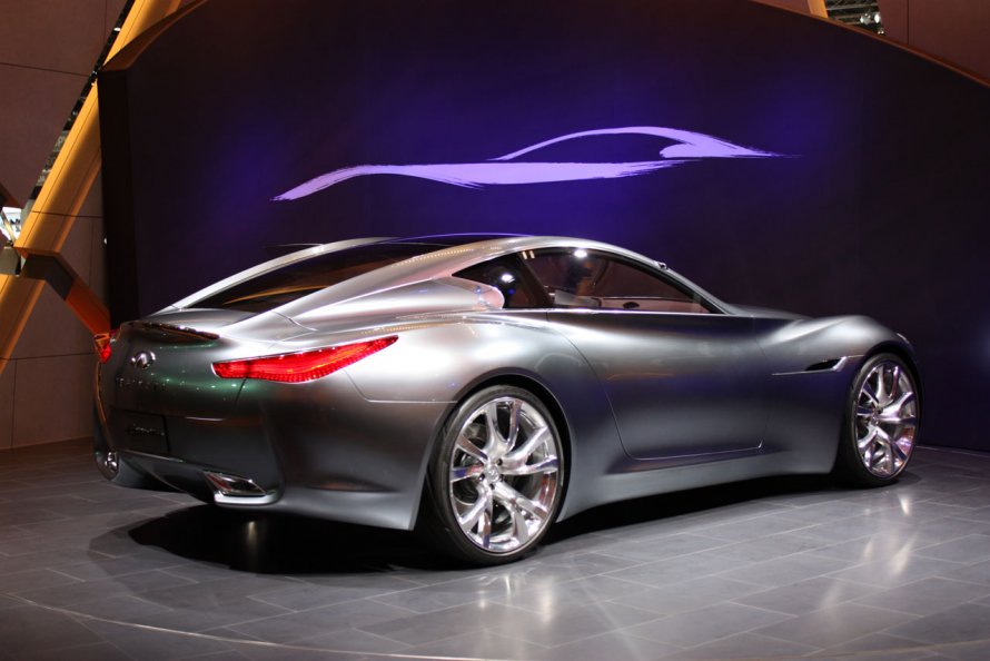 Infiniti Essence Concept