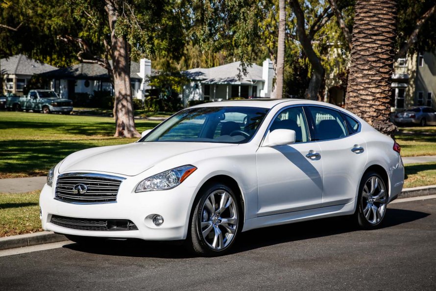 Infiniti m37 q70