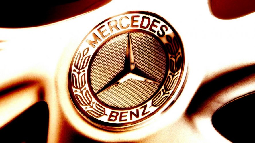Mercedes Benz logo 2020