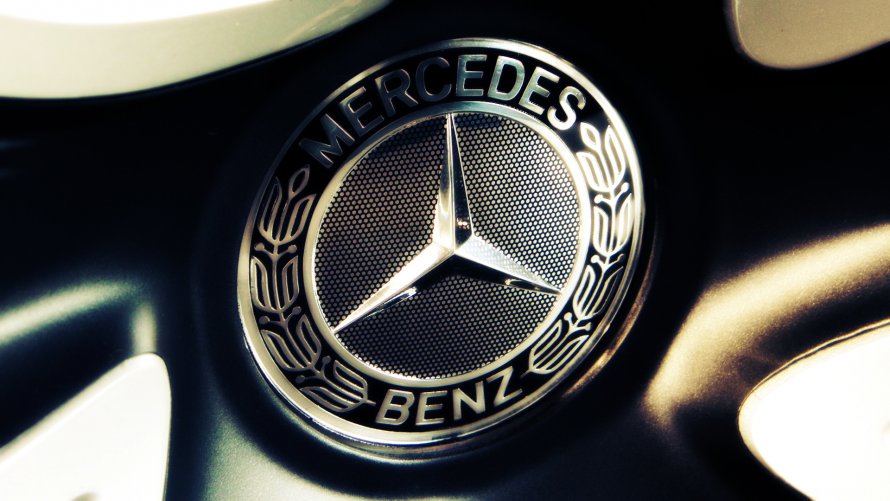 Mercedes Benz logo 2020