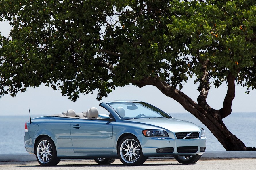 Volvo кабриолет с70