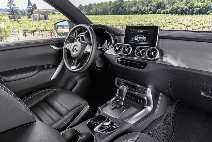 Mercedes Benz x class