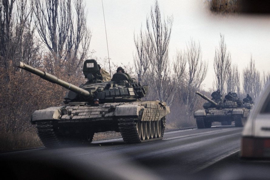 Танк т-64 ДНР колонна