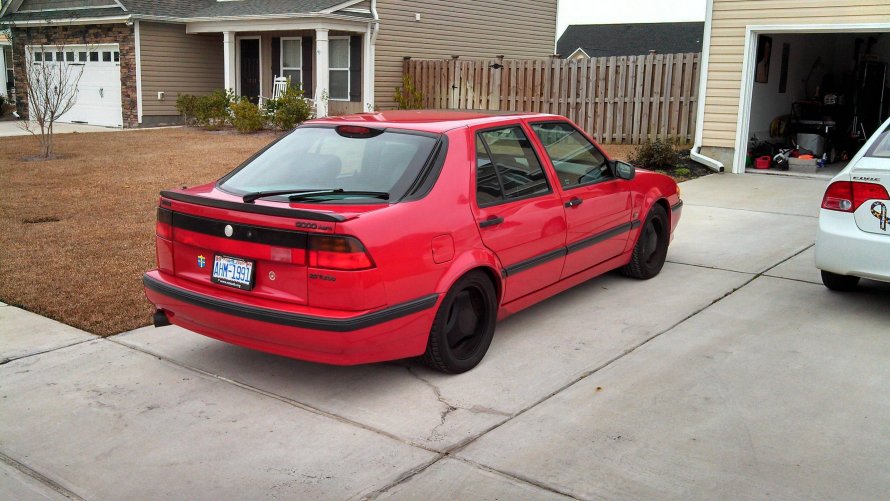 Saab 9000 Aero красный
