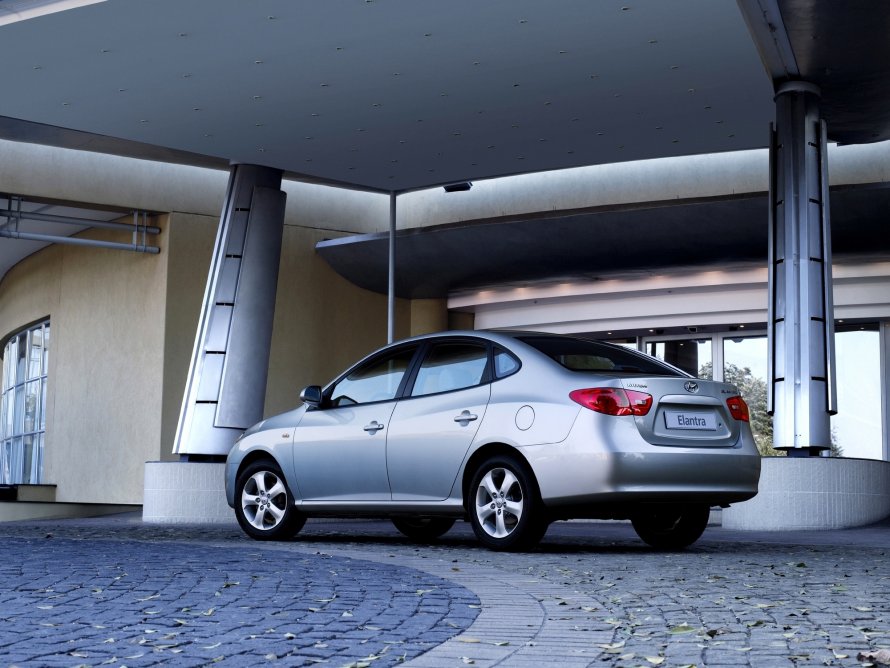 Hyundai Elantra 2009 HD