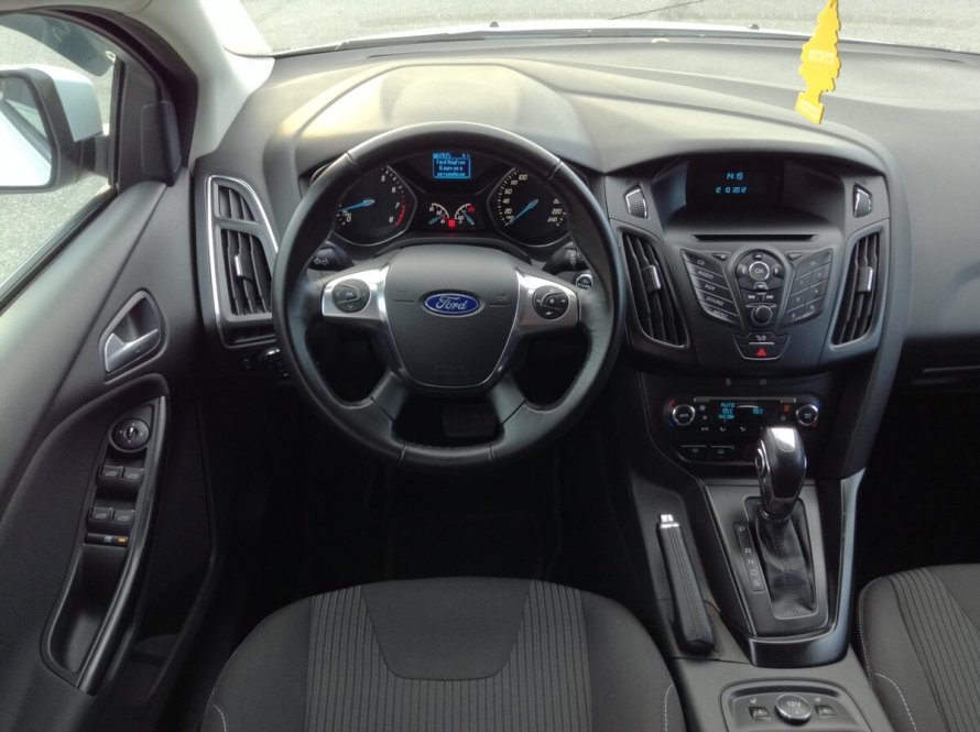 Ford Focus 2013 2.0 Titanium комплектация