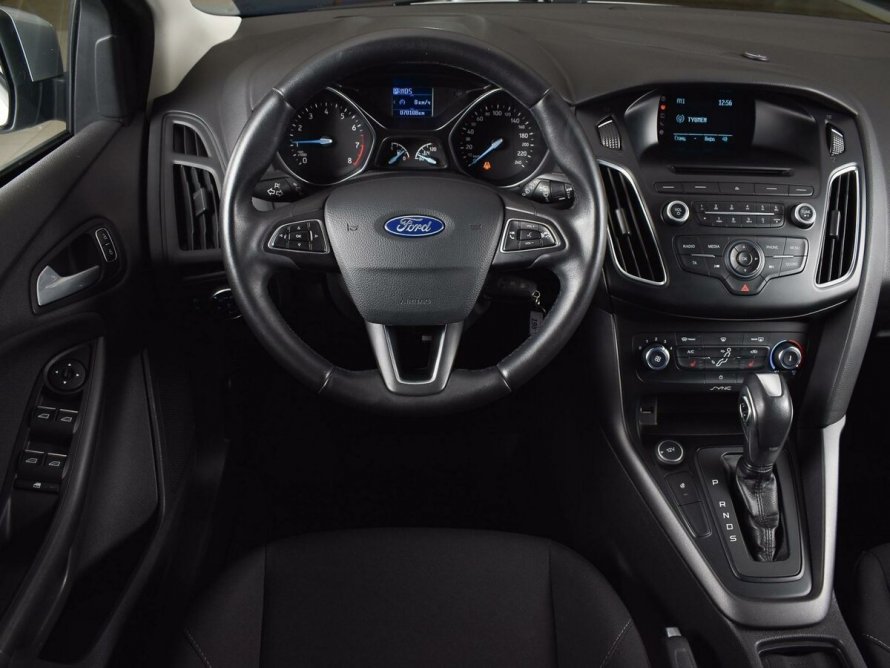 Ford Focus 2015 хэтчбек