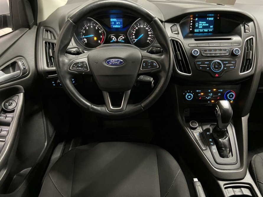 Ford Focus 2016 салон