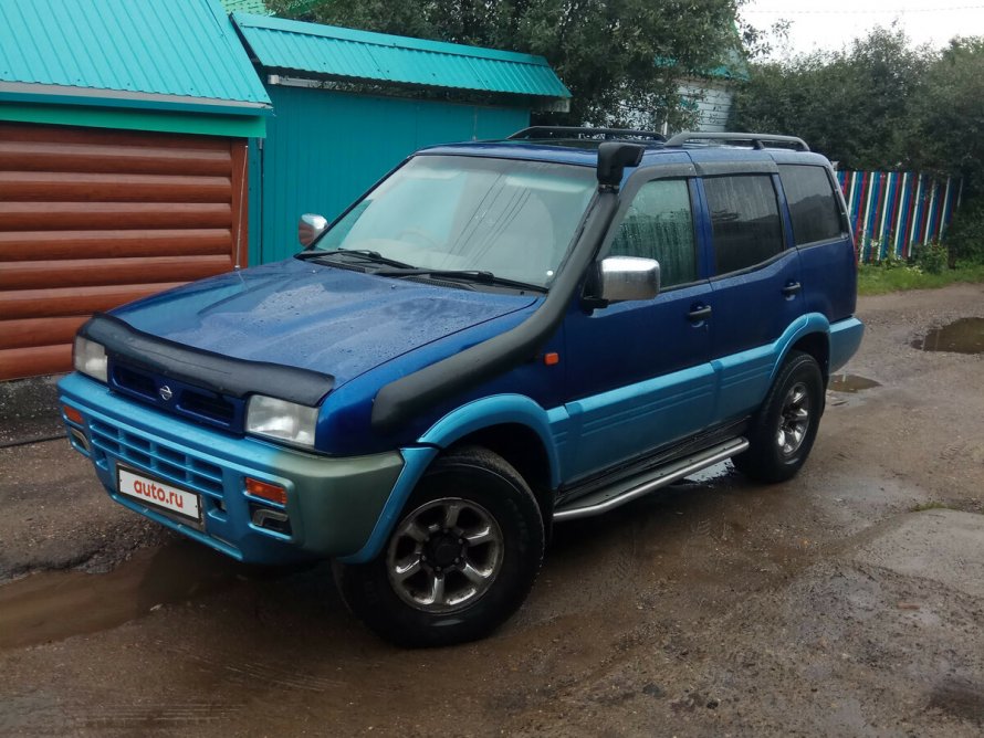 Nissan Mistral 1995
