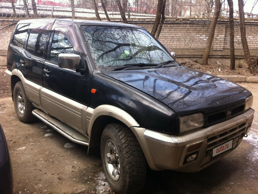 Ниссан Мистраль 1995