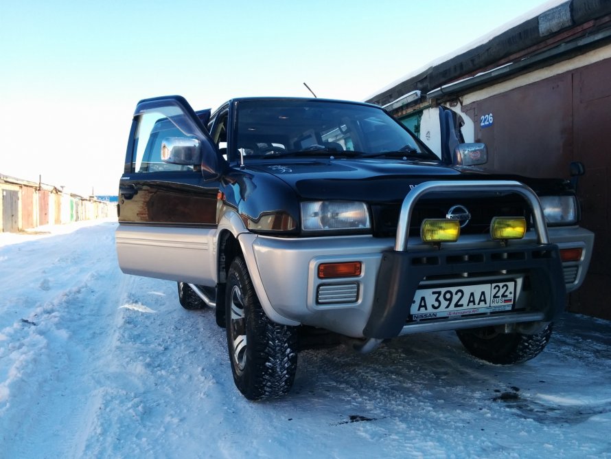 Ниссан Мистраль дизель 2.7