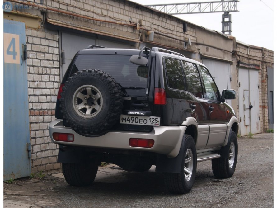Nissan Mistral Patrol