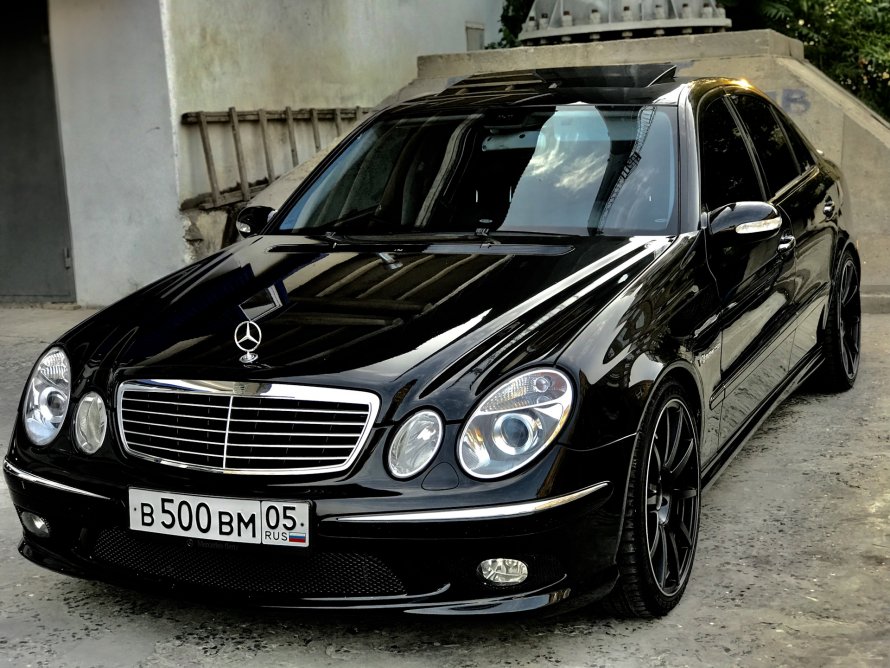 Мерседес-Бенц е-класс w211 2008