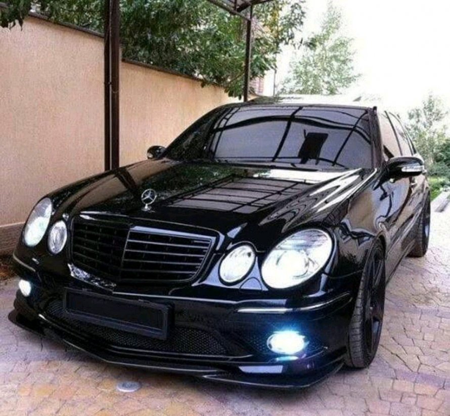 Мерседес w211 2008